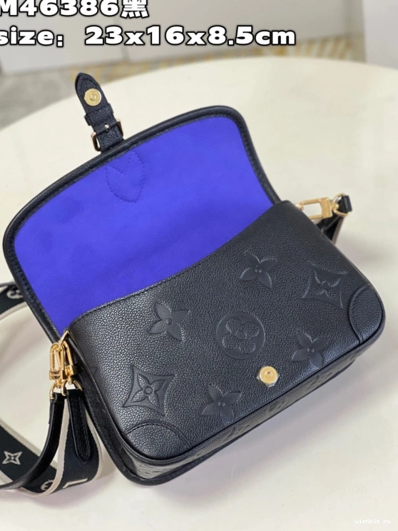 WIS VUITTON LOUIS Nano Diane 0804
